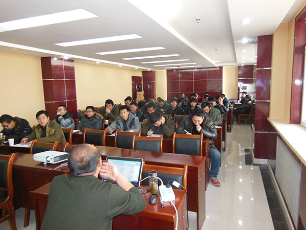 蘭州格賽克設(shè)備租賃有限公司開(kāi)展安全培訓(xùn)